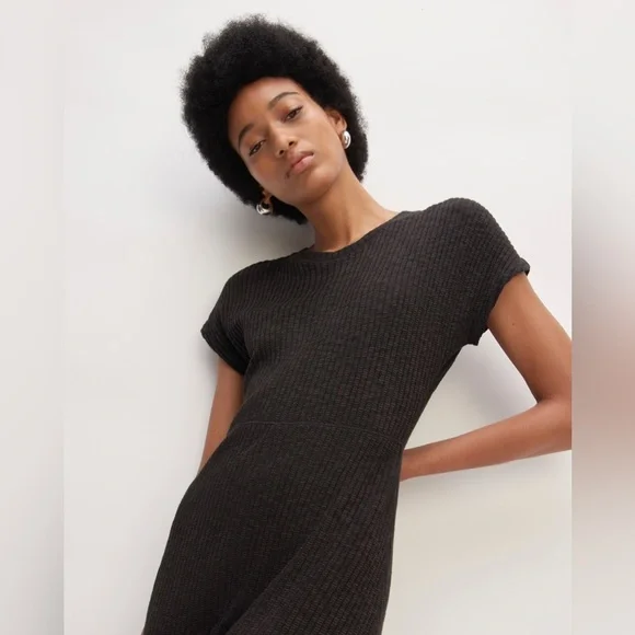 Everlane The Rib-Knit Cap-Sleeve Midi Dress Size L Black EUC - Picture 3 of 16